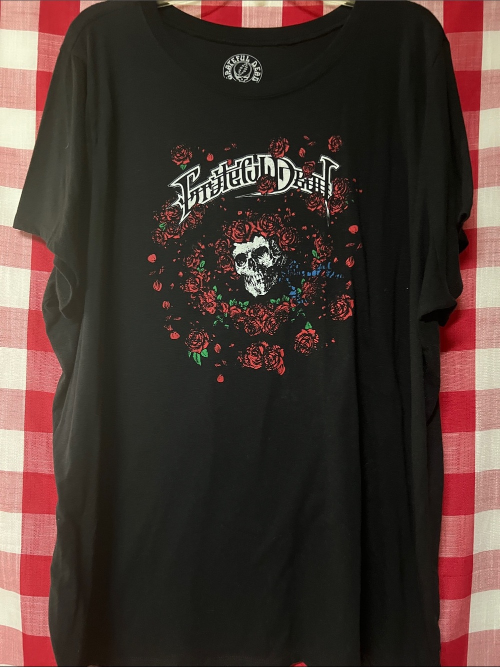 Plus size Grateful Dead Black Skull & Roses Graphic Tee size 4X